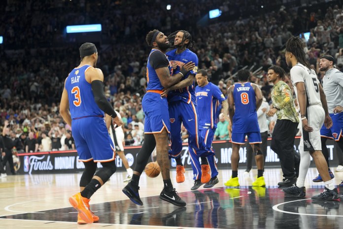 Knicks-Spurs