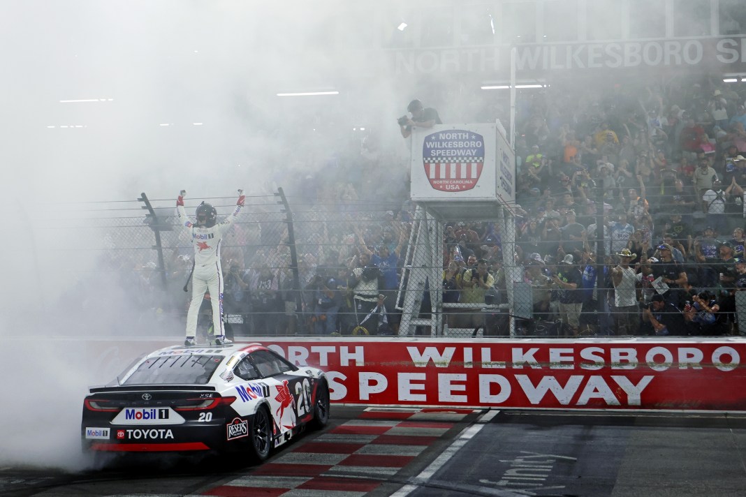 NASCAR: NASCAR All-Star Race window world 450 north wilkesboro speedway