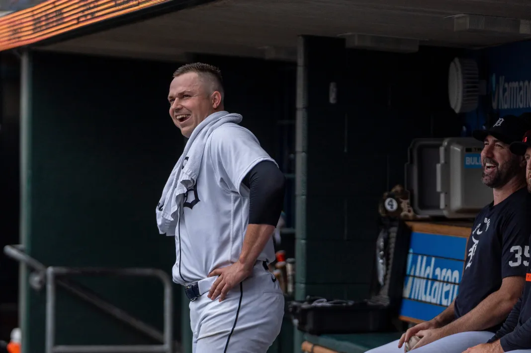 Detroit Tigers starting pitcher Tarik Skubal (29) smiles as he stands in the dugout alongside Justin Verlander during their game Tarik Skubal