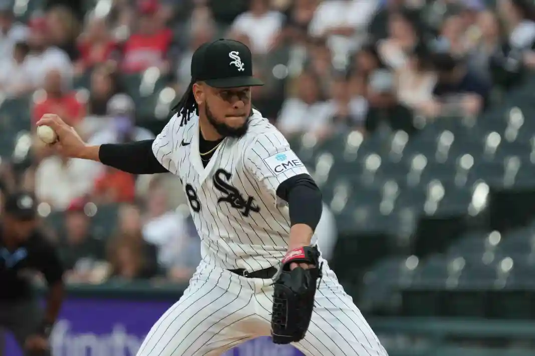 MLB: Cincinnati Reds at Chicago White Sox Luis Castillo, Chicago White Sox, MLB