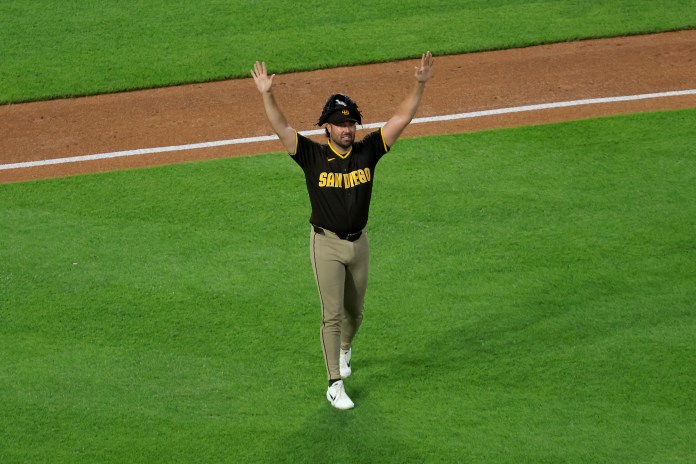 mlb picks august 24