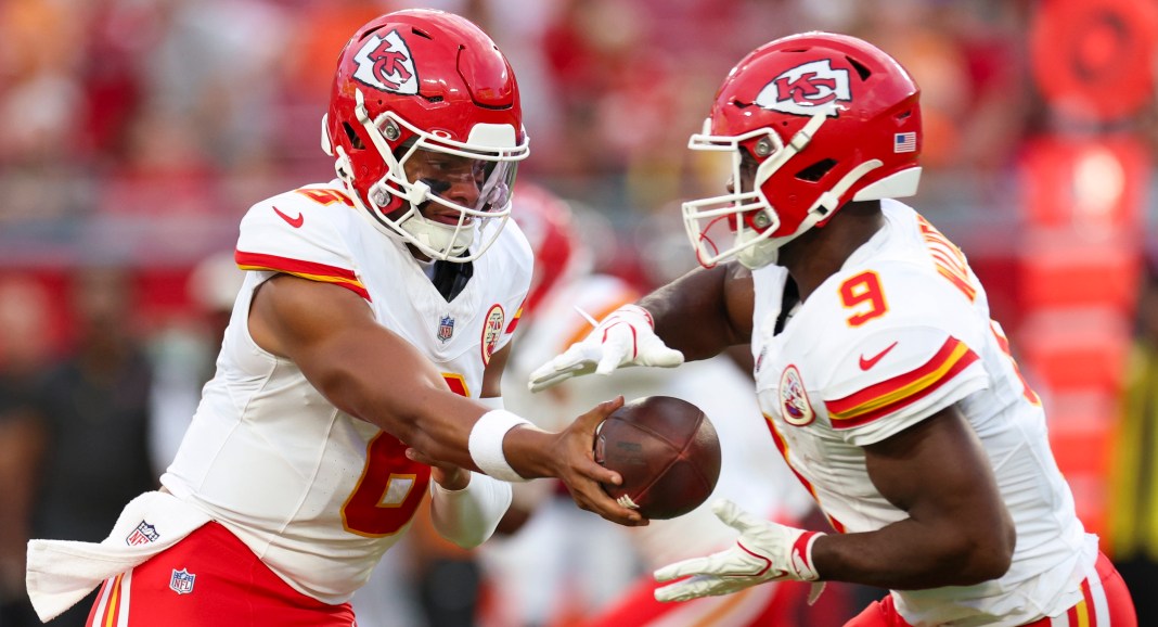 NFL: Kansas City Chiefs at Tampa Bay Buccaneers Kansas City Chiefs