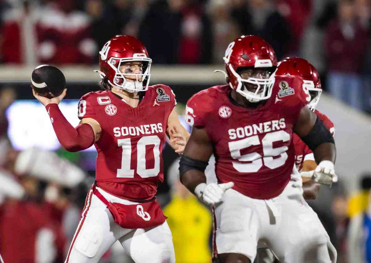 Steve Makinen: College Football Week 1 Best Bets, Predictions and Picks