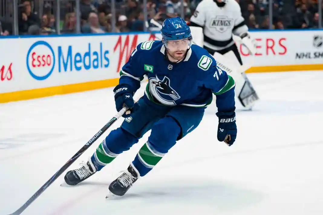 NHL: Los Angeles Kings at Vancouver Canucks Jake DeBrusk, Vancouver Canucks, NHL