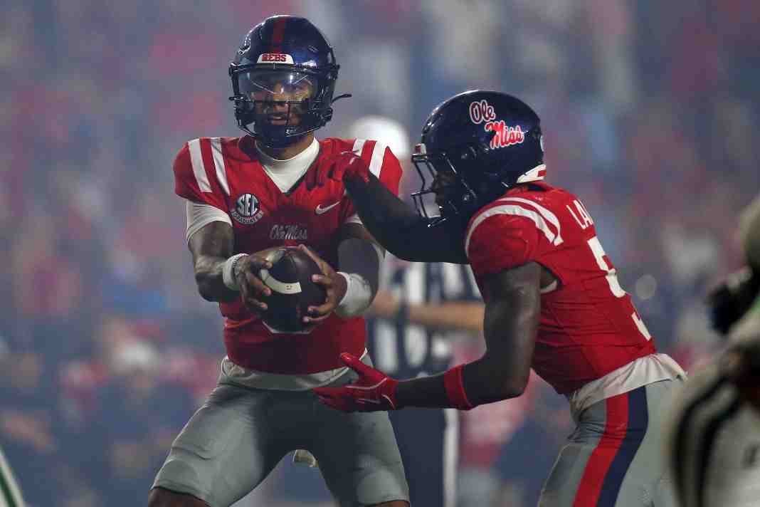 Trinidad Chambliss, Ole Miss, college football