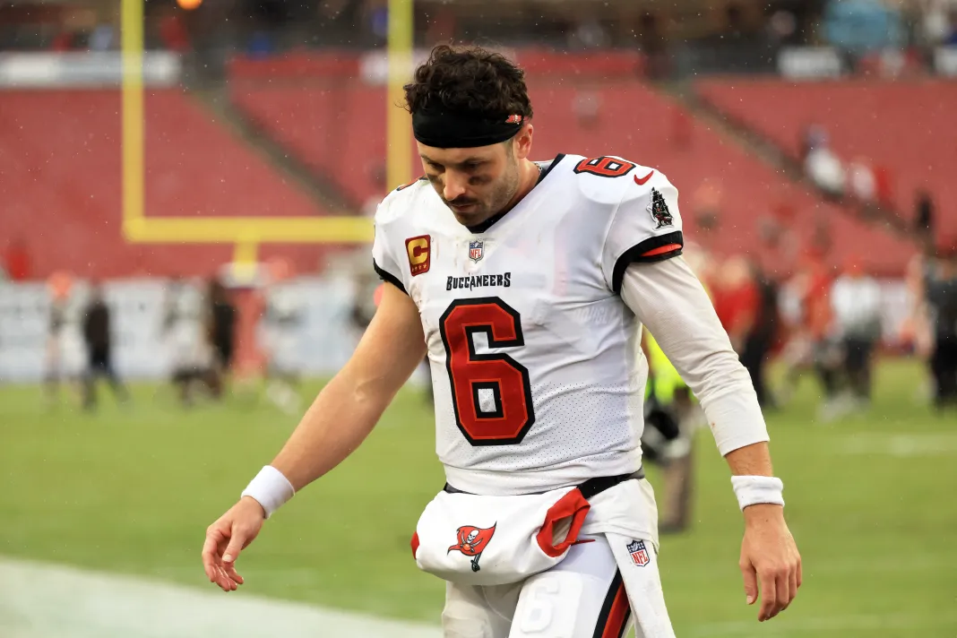 NFL: Cleveland Browns at Tampa Bay Buccaneers circa survivor circa grandissimo