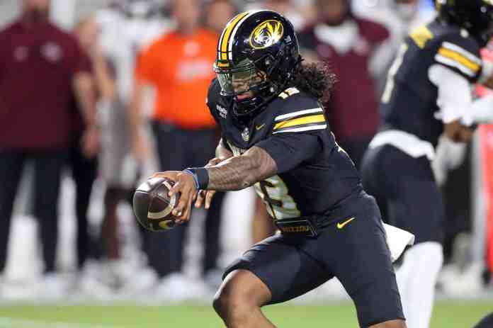 Austin SImmons, Missouri, college football