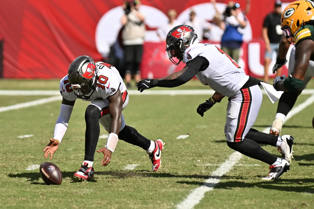 NFL: Green Bay Packers at Tampa Bay Buccaneers Jalon Daniels, Bucs QB