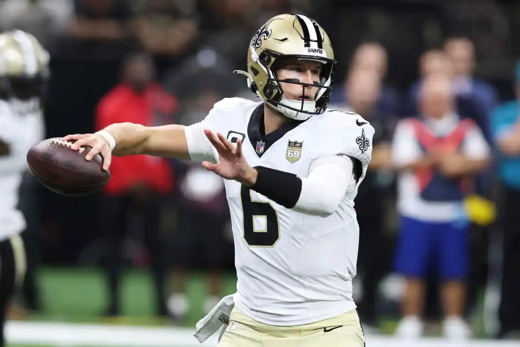 NFL: Atlanta Falcons at New Orleans Saints Tyler Shough, New Orleans Saints, NFL