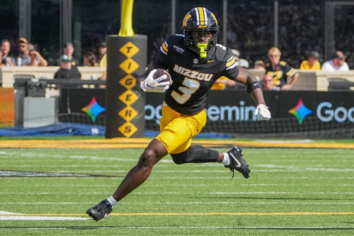 College Football Top Plays Based on Betting Splits, Power Ratings and Trends – Week 7