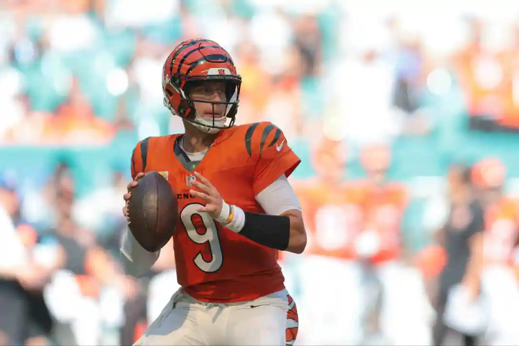 NFL: Cincinnati Bengals at Miami Dolphins Joe Burrow, Cincinnati Bengals, NFL