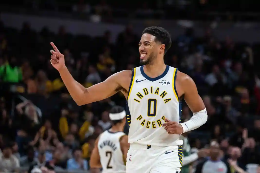 NBA: Preseason-Milwaukee Bucks at Indiana Pacers Tyrese Haliburton, Indiana Pacers, NBA