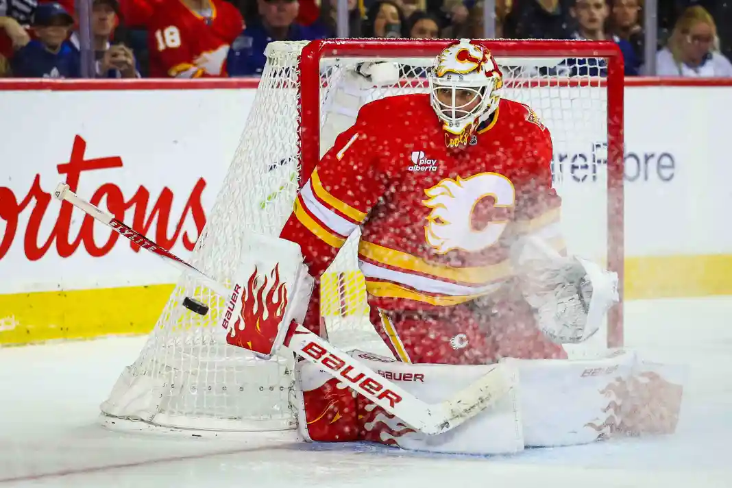 NHL: Toronto Maple Leafs at Calgary Flames Devin Cooley, Calgary Flames, NHL